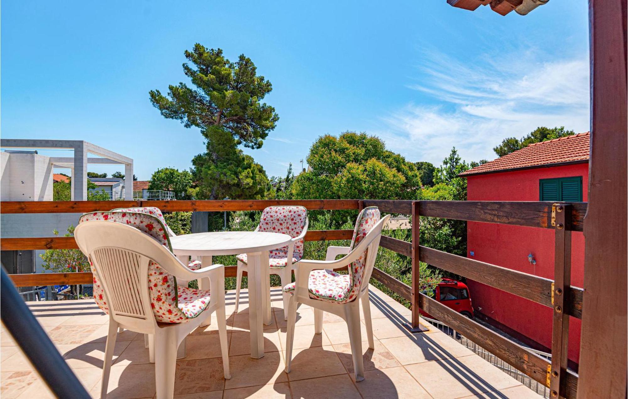 Pet Friendly Apartment In Jadrija With Wifi Exterior photo
